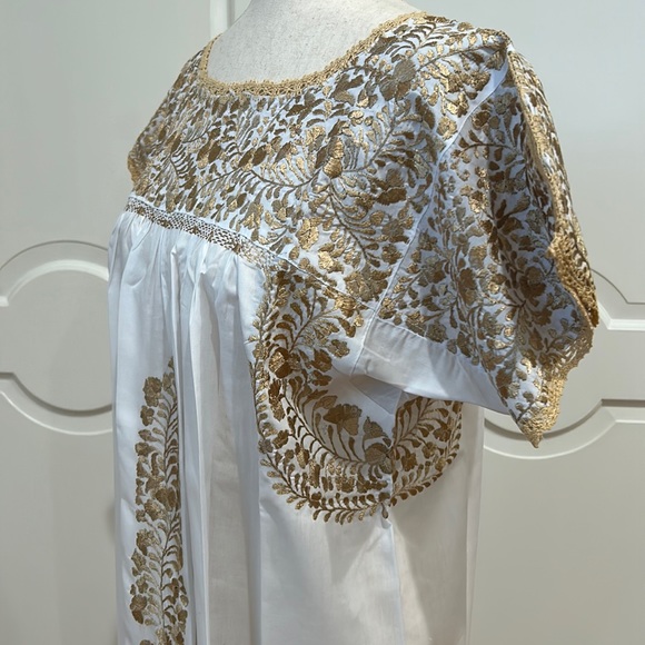 San Antonino Maxi Dress, Oaxaca Mexican dress. hand Embroidered. Silk Th… - Picture 4 of 10